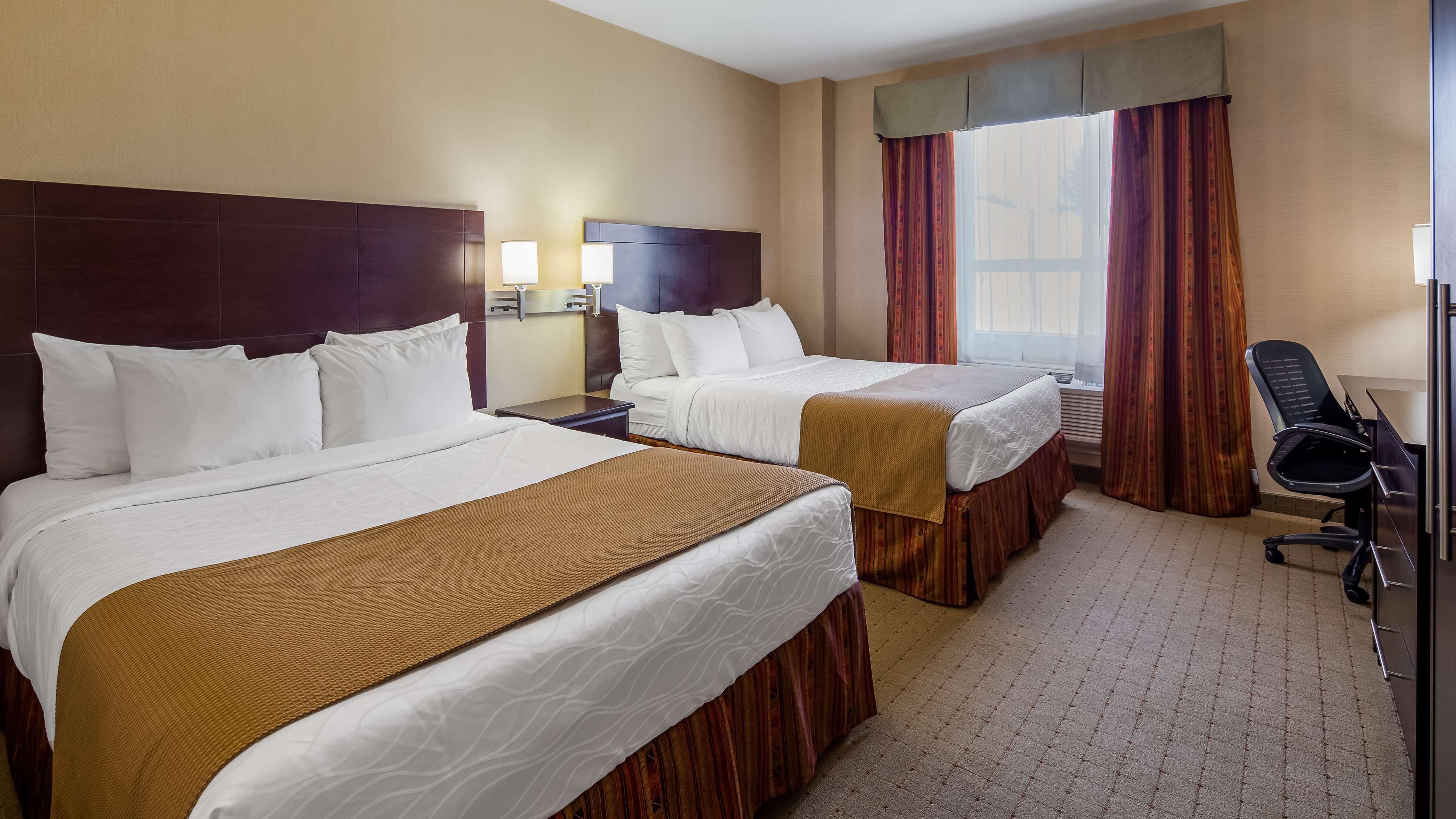Best Western Plus Боуменвилл Экстерьер фото