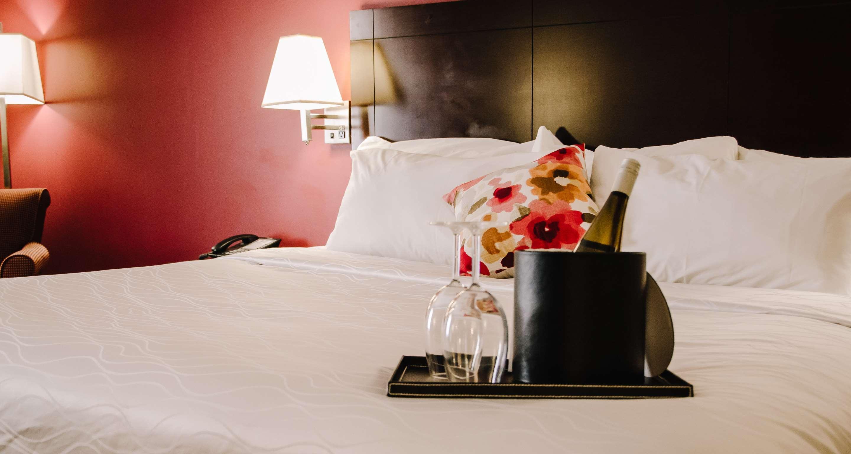 Best Western Plus Боуменвилл Экстерьер фото