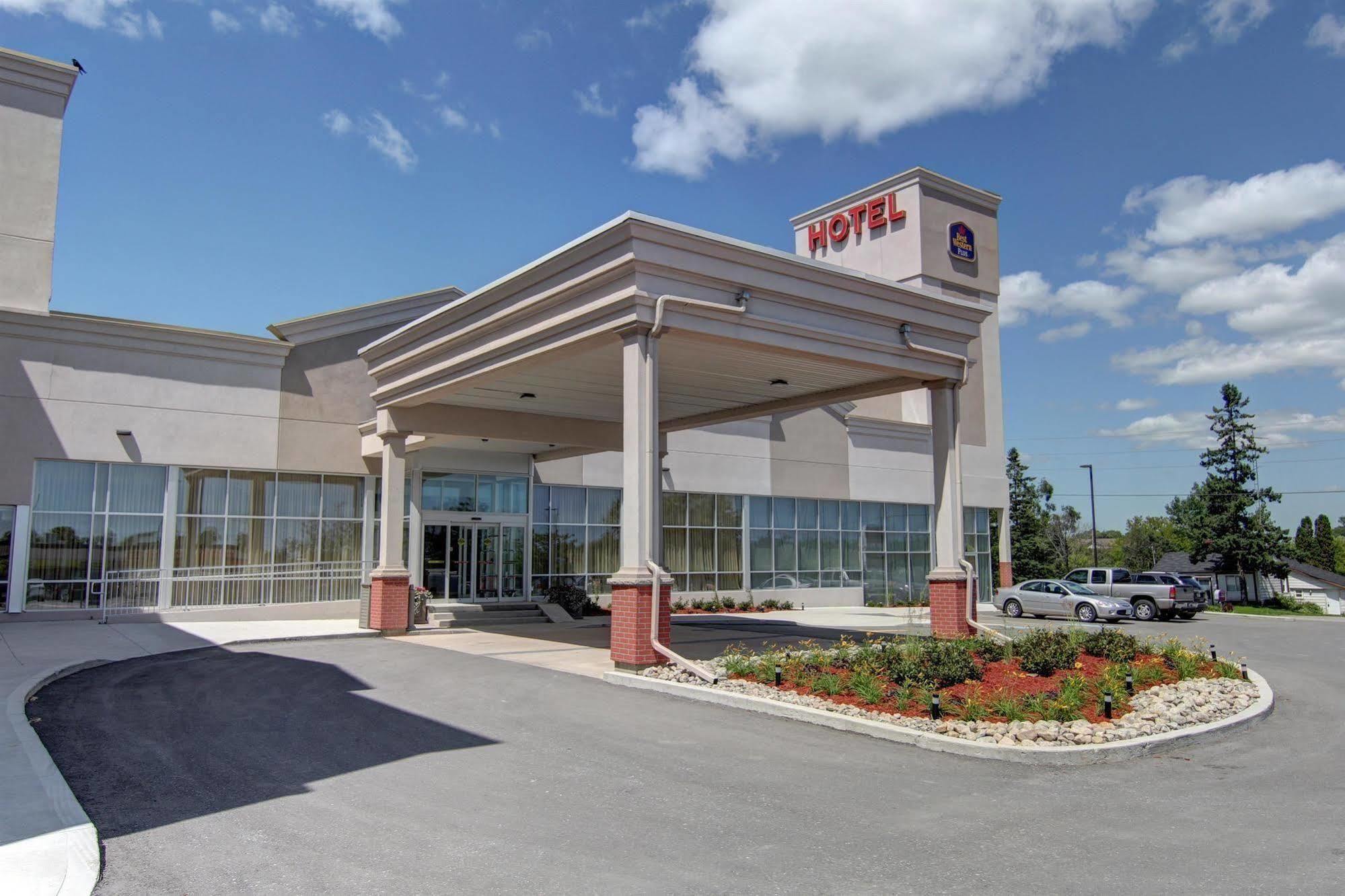 Best Western Plus Боуменвилл Экстерьер фото